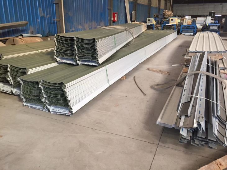 Standing Seam Metal Roof Material